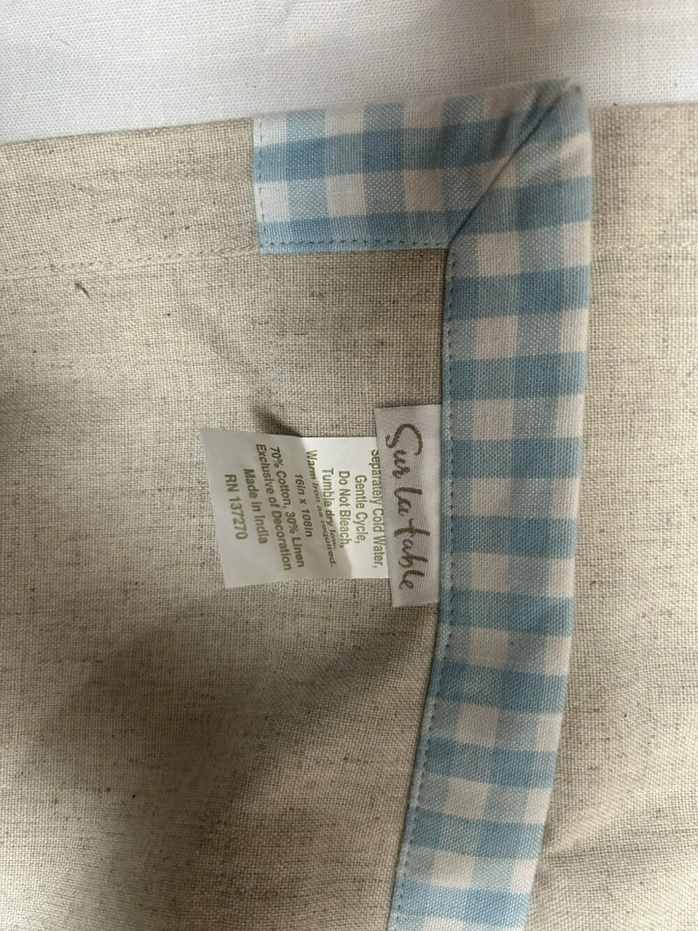 🐣 Sur La Table Easter Table Runner — Like New